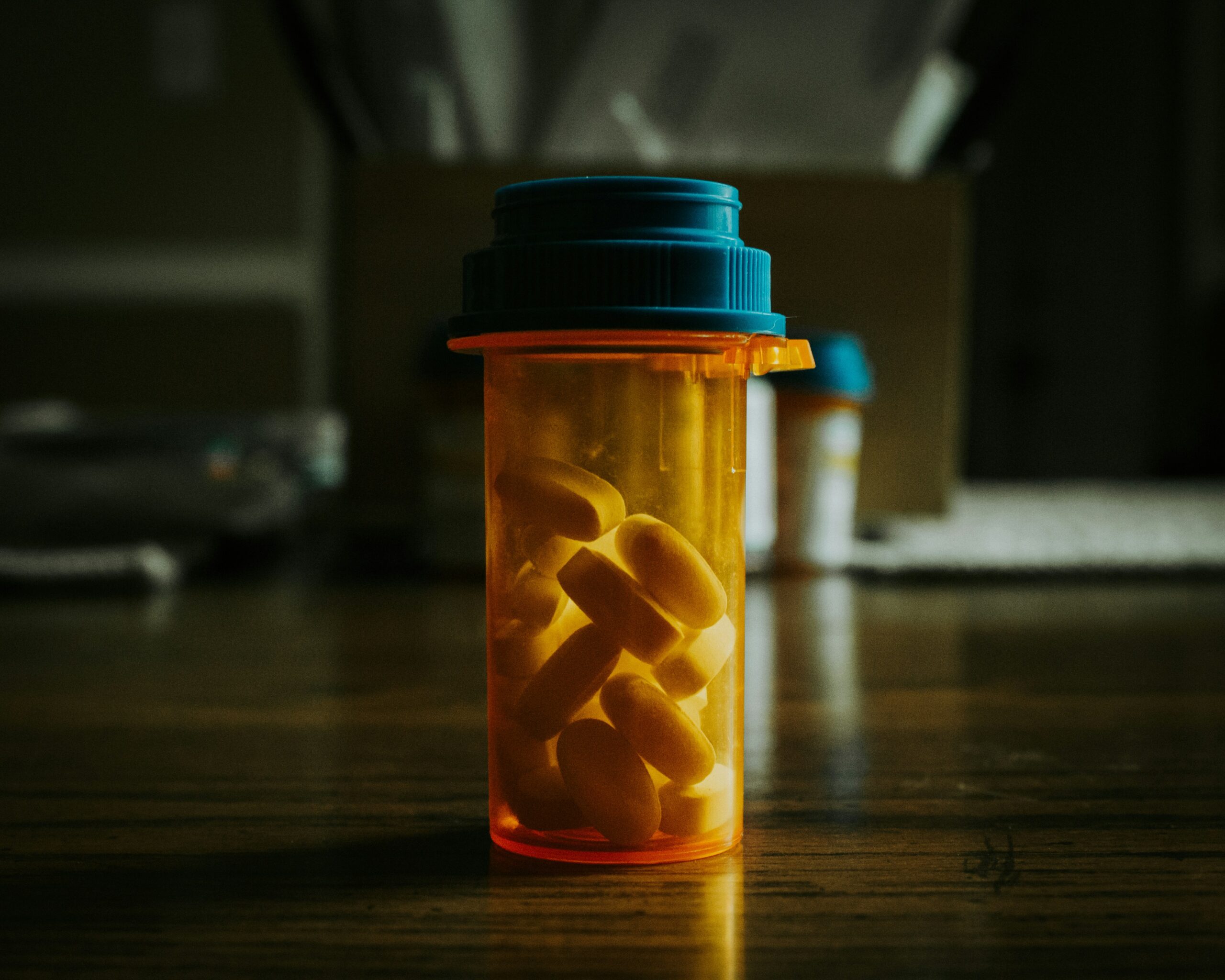 Supplement Medication Interactions in Pakistan: A Safety Guide