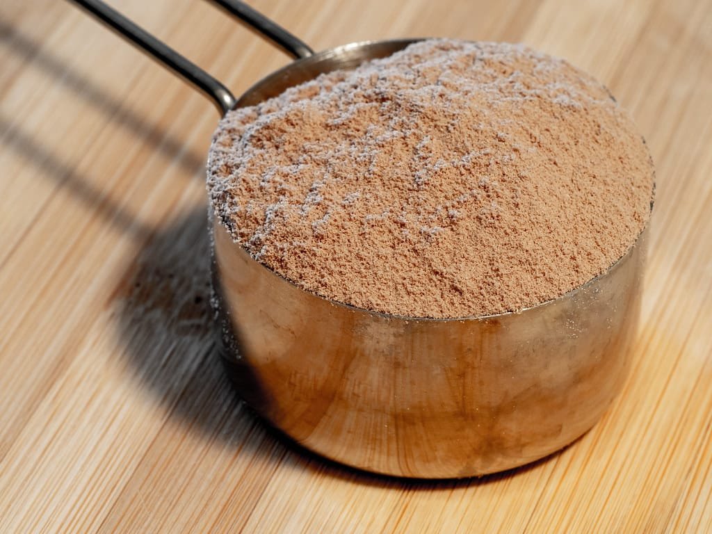 is whey protein safe side effects in Pakistan